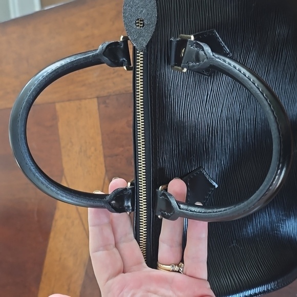 Louis Vuitton Epi Speedy 30 - Picture 9 of 14